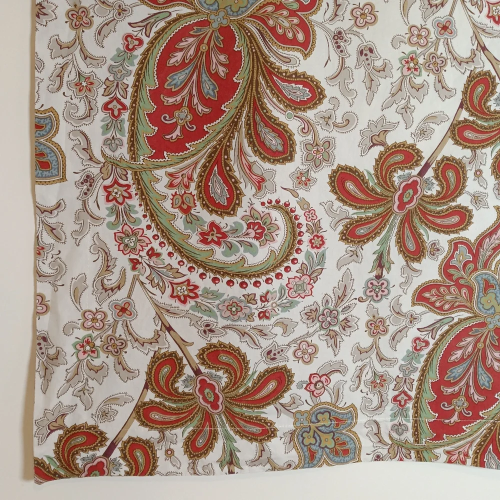 Pottery Barn stylized floral